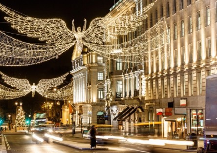 Christmas Lights London by Night Tour with Live Guide