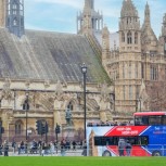 Hop-on Hop-off Bus at Houses of Parliament