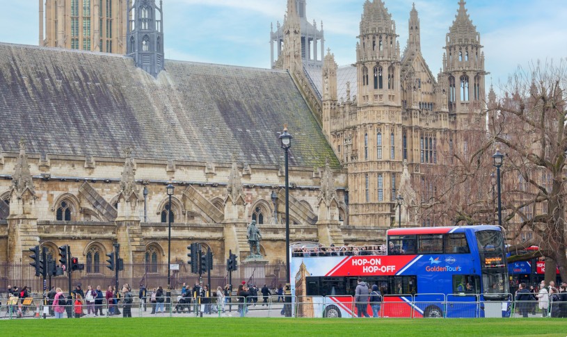 Hop-on Hop-off Bus at Houses of Parliament