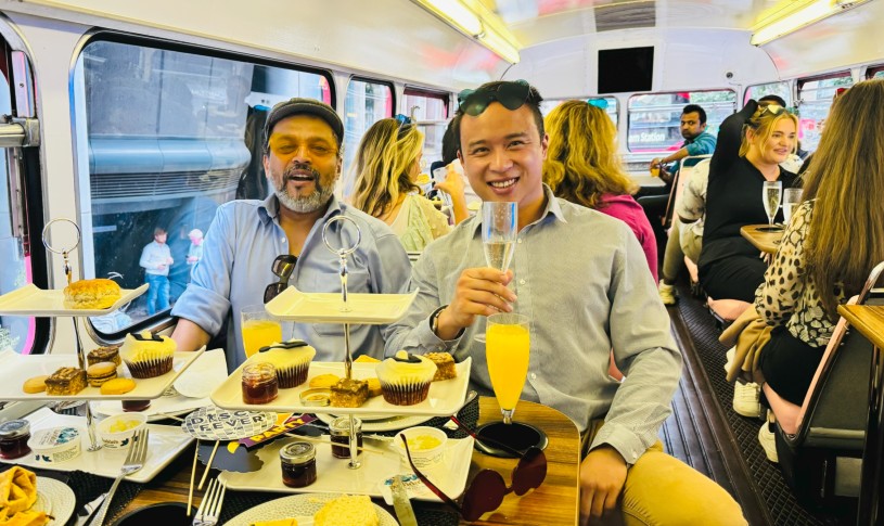 Pre-theatre London Afternoon Tea Bus