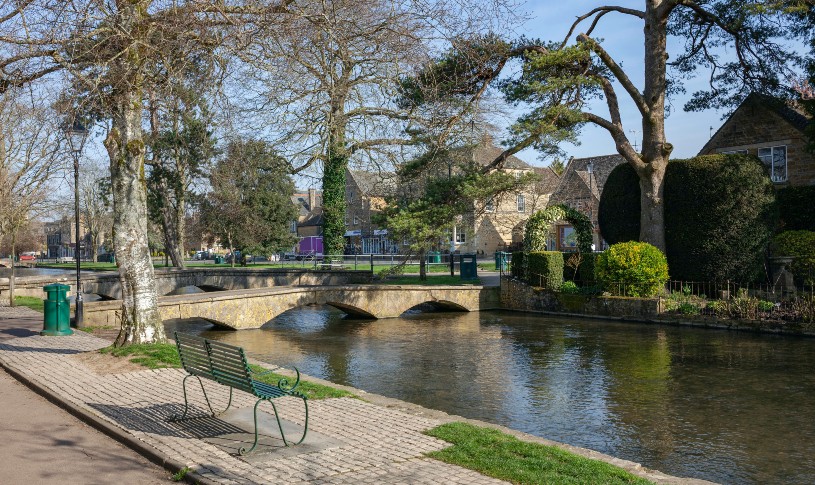 Windrush Bridge, the Cotswolds Windrush Bridge, the Cotswolds
