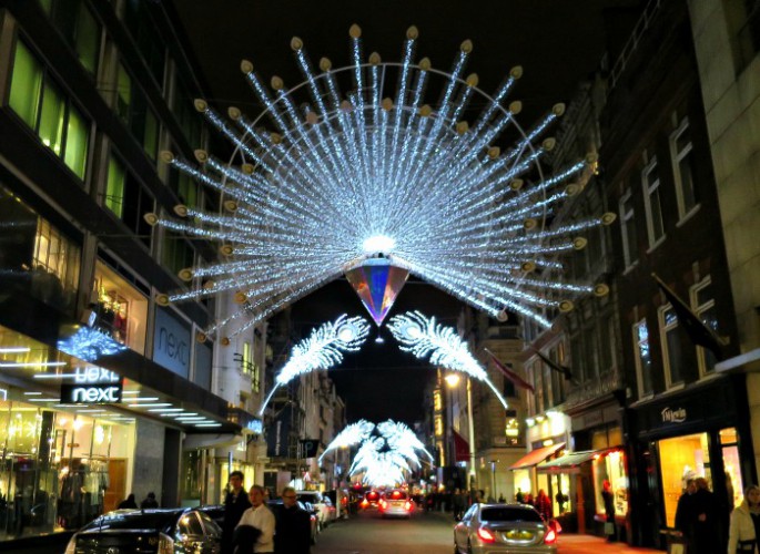 WIN a Christmas Lights Tour of London with our Christmas Competition